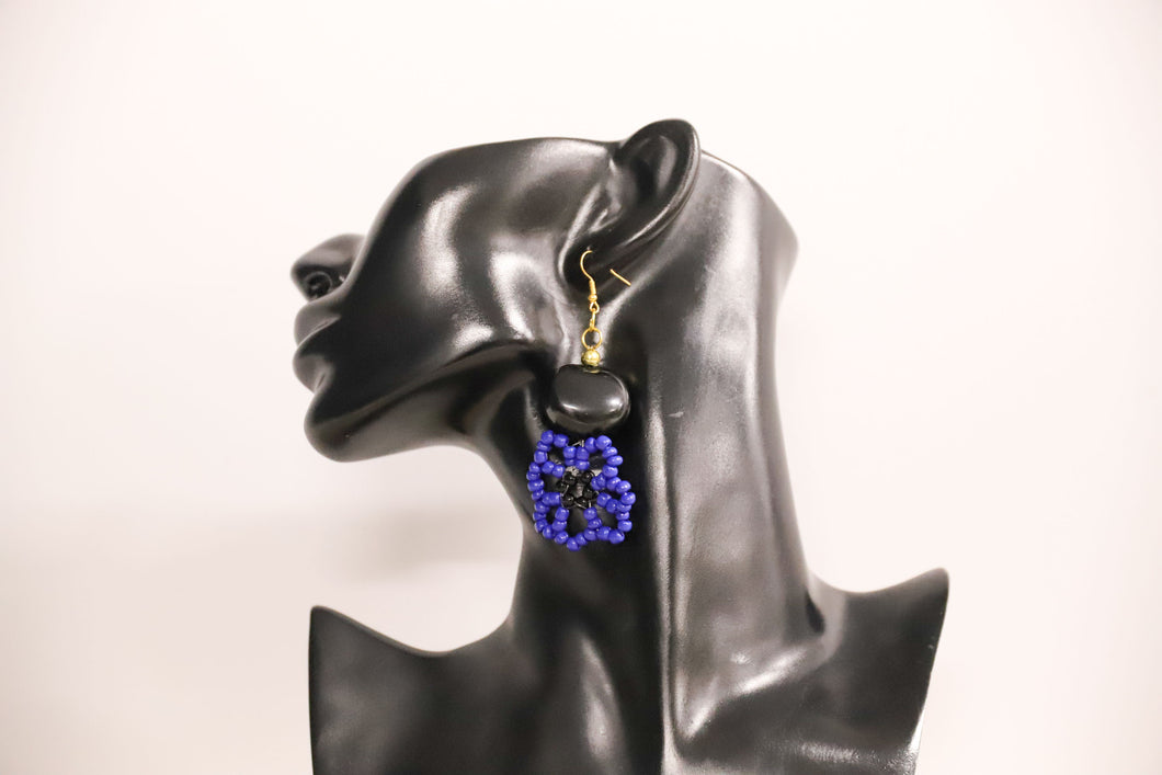 Anna Solomon - Beaded Flower/Kukui Nut Earrings