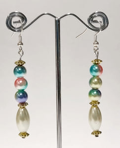 Frances Visini - Earring Colorful Pearl White Oval Pearl